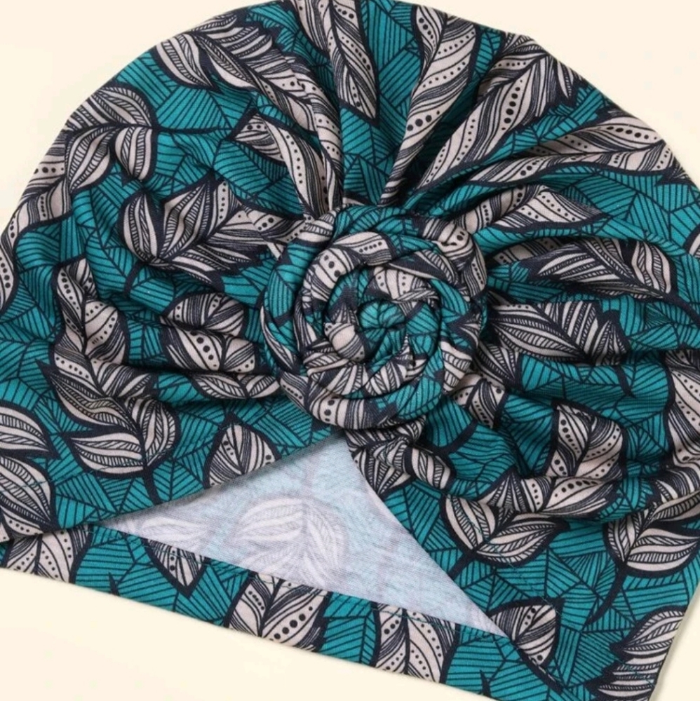 Leaf print hat